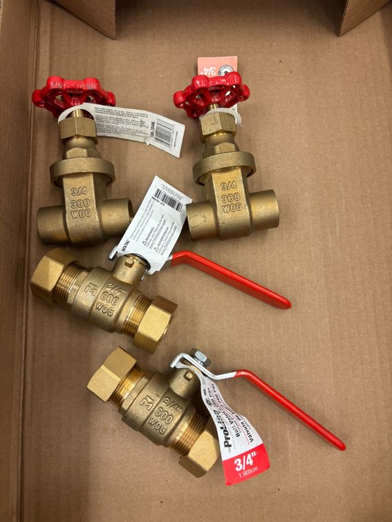 (2) 3/4" Ball Valve and (2) 3/4" Gate Valves
