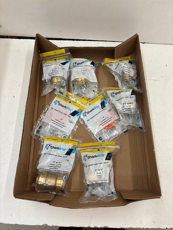 (6) Sharkbite 1" x 1" Fittings