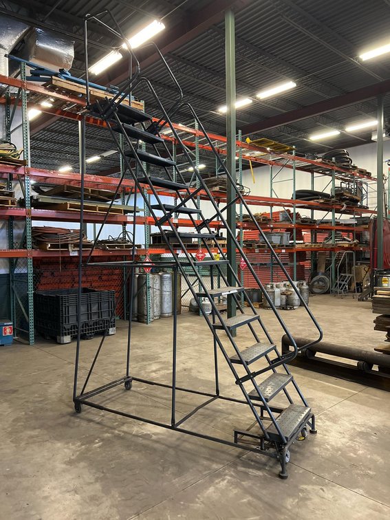 12-Step Industrial Rolling Safety Ladder, 10'