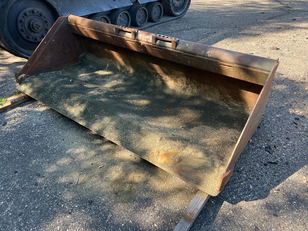 Bobcat General Purpose Loader Bucket, Quick Attach,