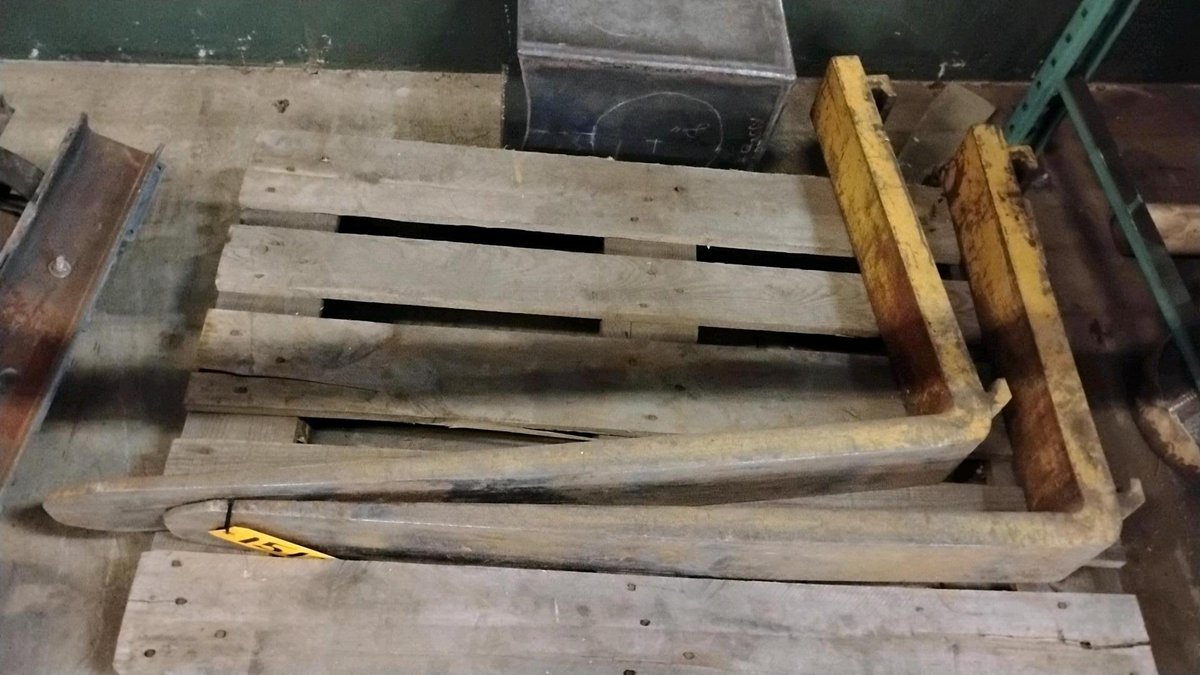 42 in. Forklift forks