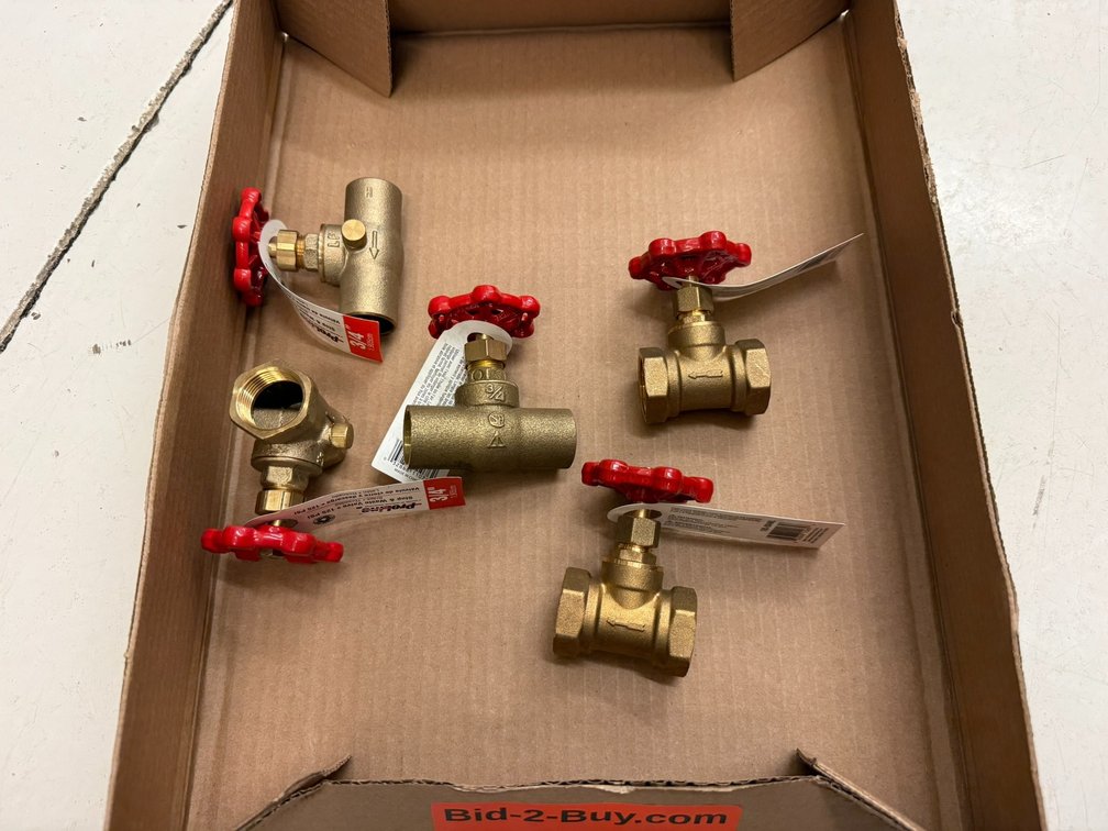 (2) 3/4" Stop Valves and (3) 3/4" Stop and Waste Valves