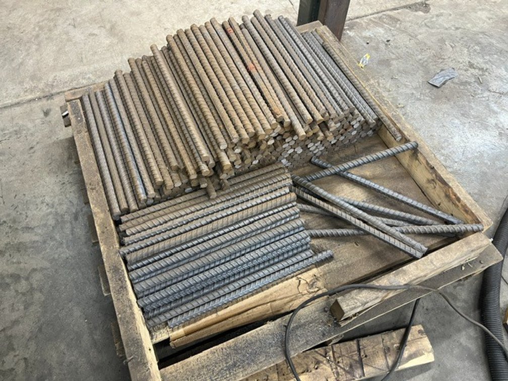 Pallet of 17" weldable rebar
