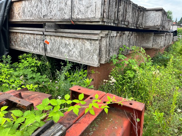 Image for 1,000+ Engineered I-Joists, 20' to 27' Lengths