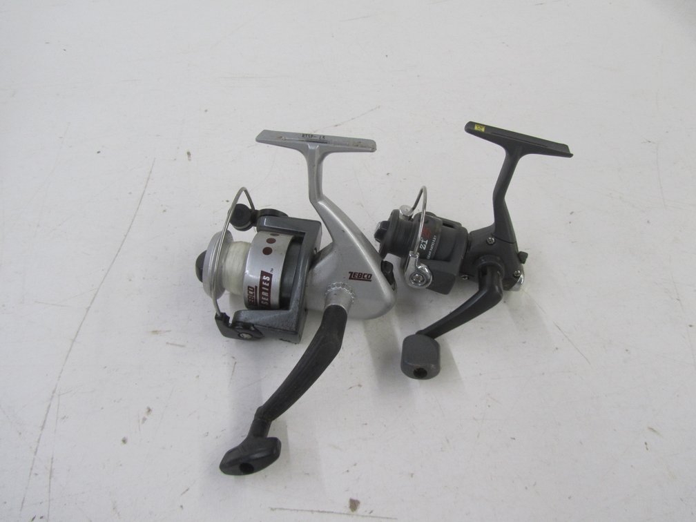 (2) Fishing Reels