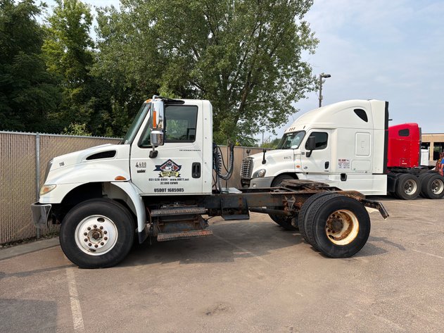 Image for 2006 International DuraStar 4400