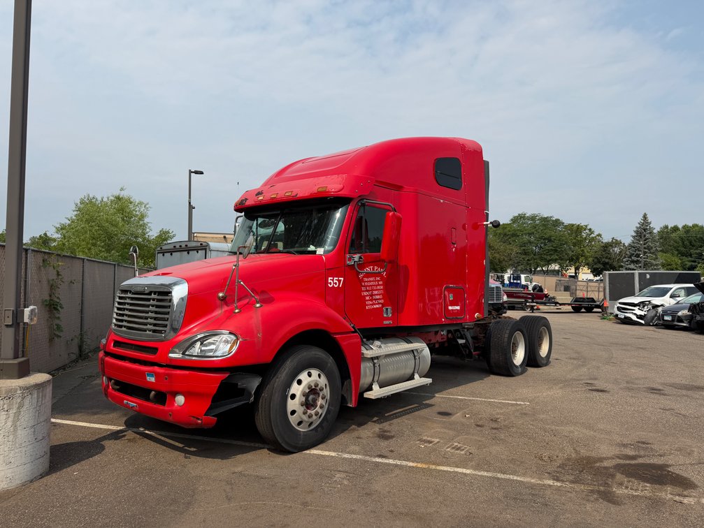 2007 Freightliner Columbia 120