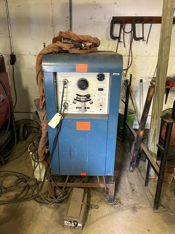 Miller 330 A/BP Arc Welding Power Source 300A AC/DC TIG Single Phase