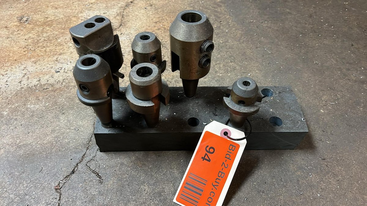 Assorted NMTB 30 tool holders