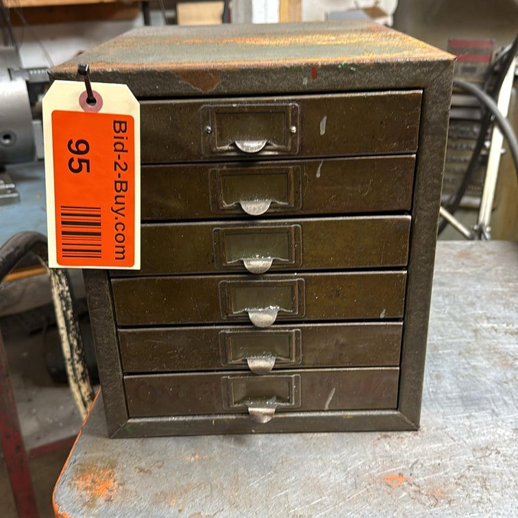 Metal 6-Drawer Cabinet with Reamers Assorted Sizes