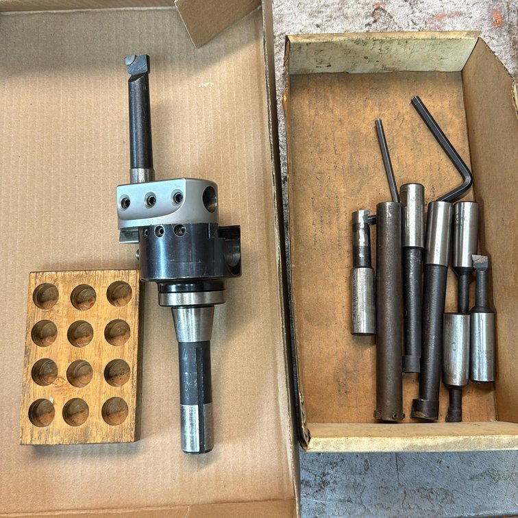 (1) Boring Head with R8 Shank & (8) Boring Bars,