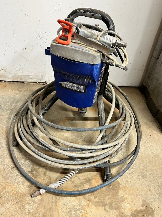 Graco Magnum Paint Sprayer