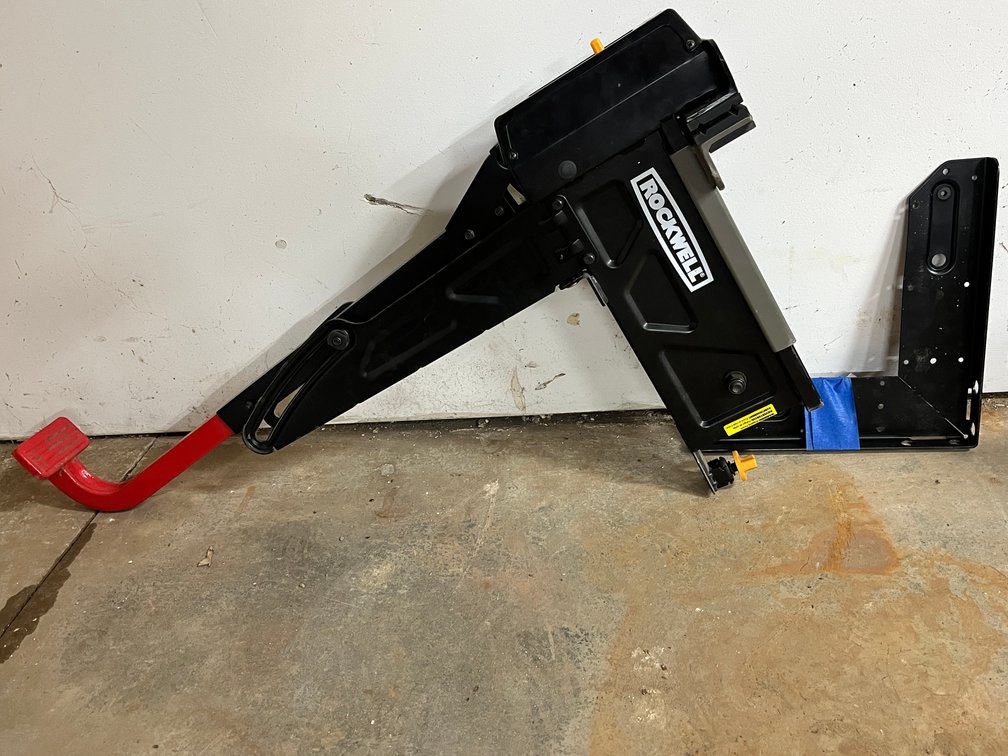 Rockwell Bench Vise