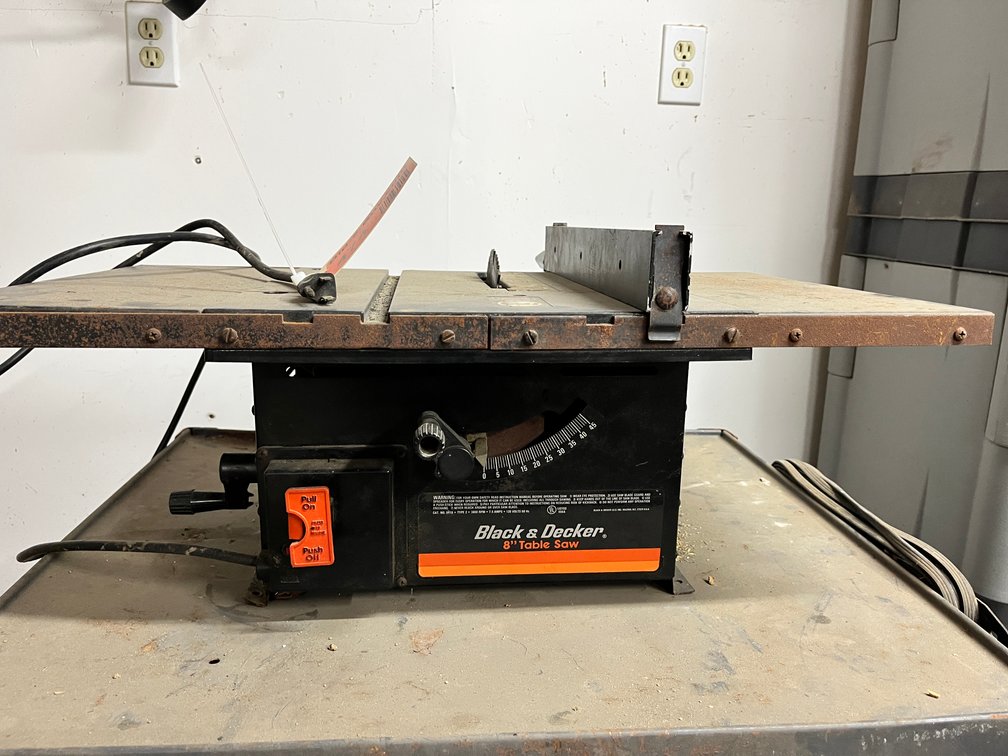Black and Decker 8" Table Saw