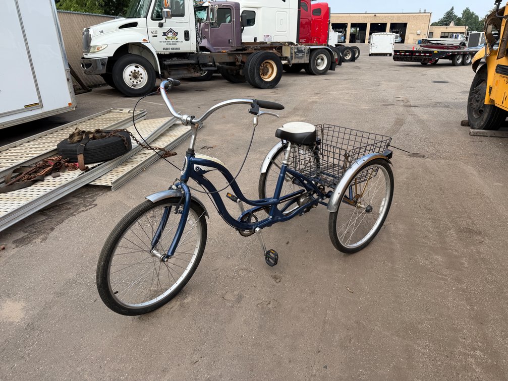 Schwinn Signature Series Adult Tricycle