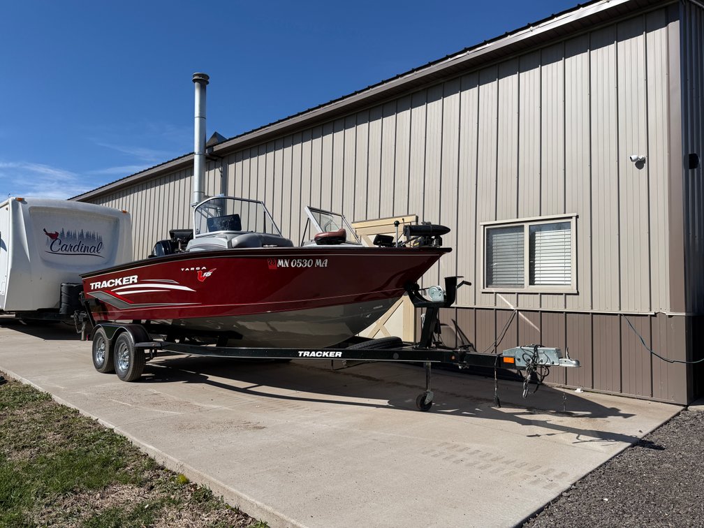 2016 Tracker Targa V18 Combo Boat With Trailer (160785)