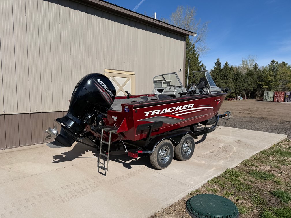 2016 Tracker Targa V18 Combo Boat With Trailer (160785)