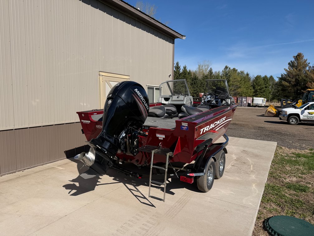 2016 Tracker Targa V18 Combo Boat With Trailer (160785)