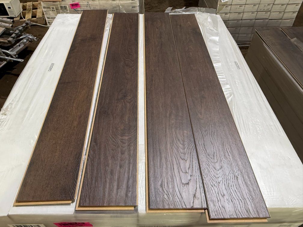 19 Pallets of Laminate Click Plank Flooring: #6 (160964)