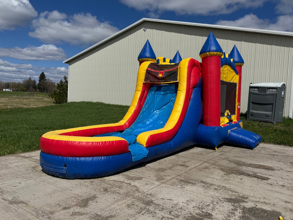 Commercial Inflatables: Bounce Houses, Games, Blowers & Enclosed Trailer (161530)