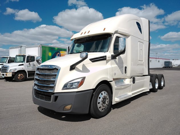 Image for Surplus to Ongoing Operations: Semis & Box Trucks (161826)