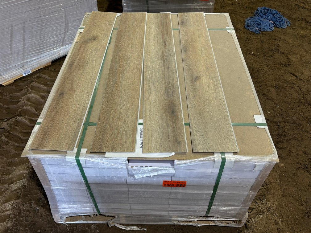 Waterproof Luxury Vinyl Click Plank Flooring: #7 (161987)