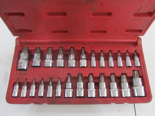 Image for Collectors Estate Auction Phase 1 Snap-On Tools , Collectibles, Furniture, Home Furnishings, Pequot Lakes, MN (161132)