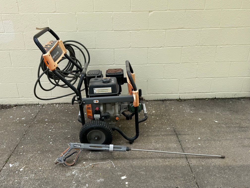 General Contractor Equipment, Pool Cleaning Equipment & Accessories (162167)