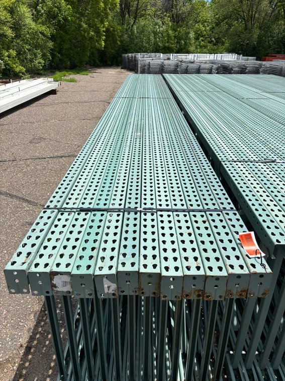 Pallet Racking Surplus: Uprights, Crossmembers and Grates (162782)