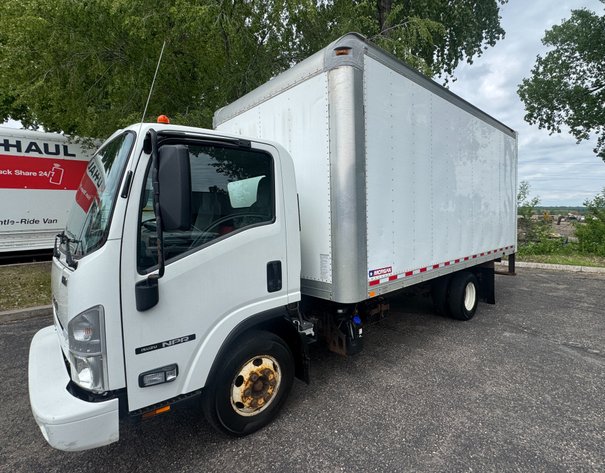 Image for 2016 Isuzu NPR Box Truck (162831)