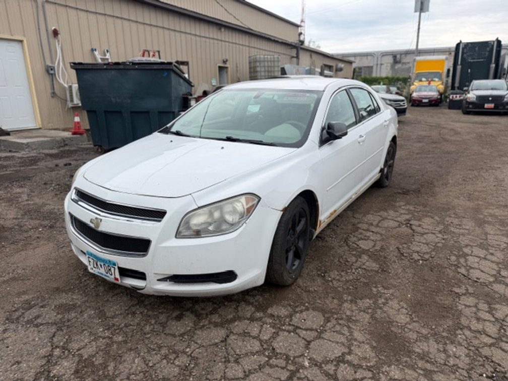 2011 Chevrolet Malibu - White