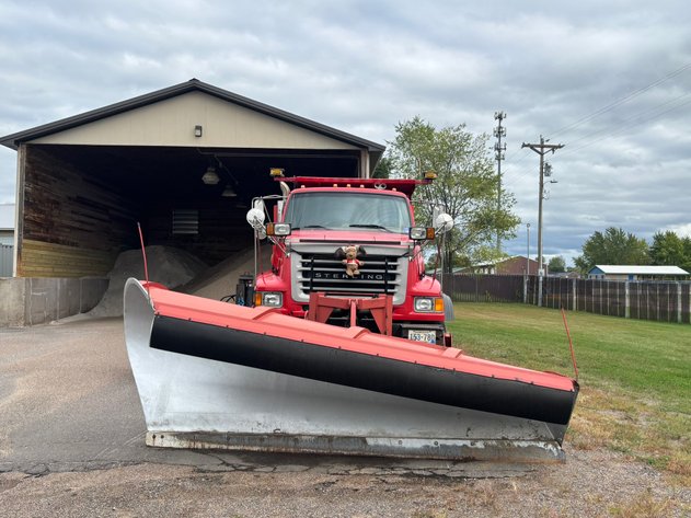 Image for 2001 Sterling Tandem Axle Plow Truck