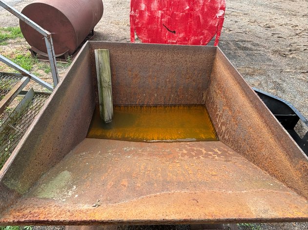 Image for Tipping Dumpster on casters