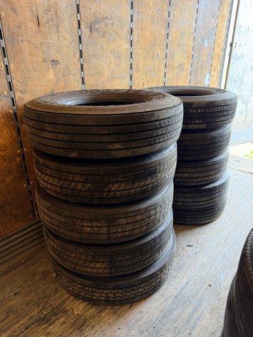 Image for (23) Semi Tires