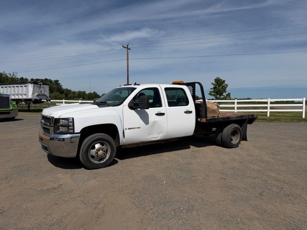 Image for 2009 Chevy 3500HD Flatbed