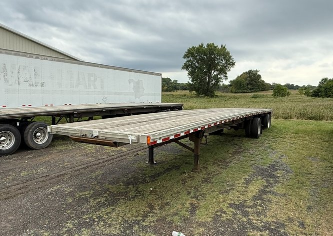 Image for 1995 Chaparral 48' Spread Axle Semi Flatbed