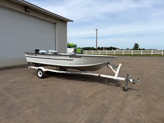 Image for 1998 Starcraft 16' Boat with Shoreland'r Trailer