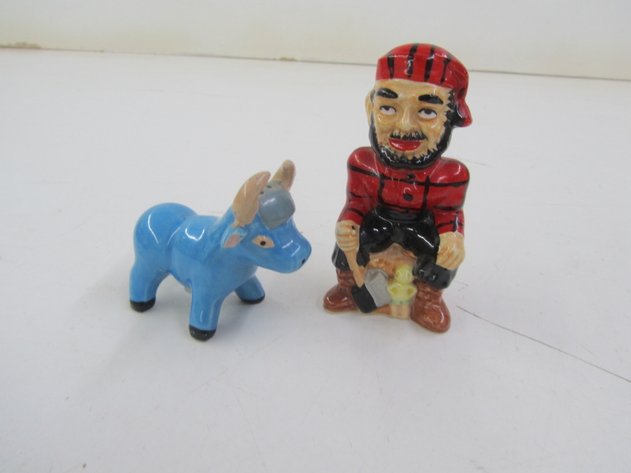 Image for Paul Bunyan And Babe The Blue Ox Salt & Pepper Shaker Set