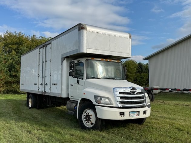 Image for 2014 Hino 268 Box Truck