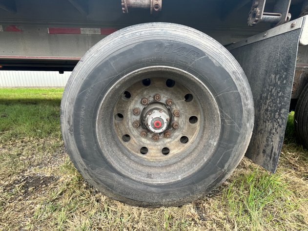 Image for 1997 East 48' Spread Axle Semi Flatbed