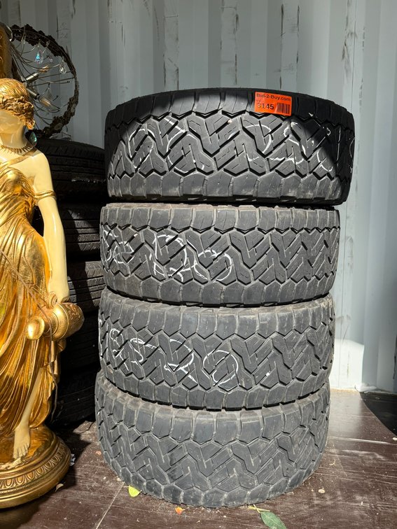 (4) Recon Grappler a/t Tires