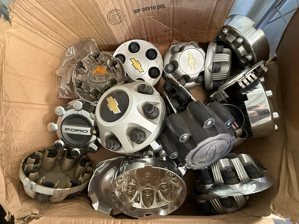 Wheel Center Caps for GMC, Chevy and Ford