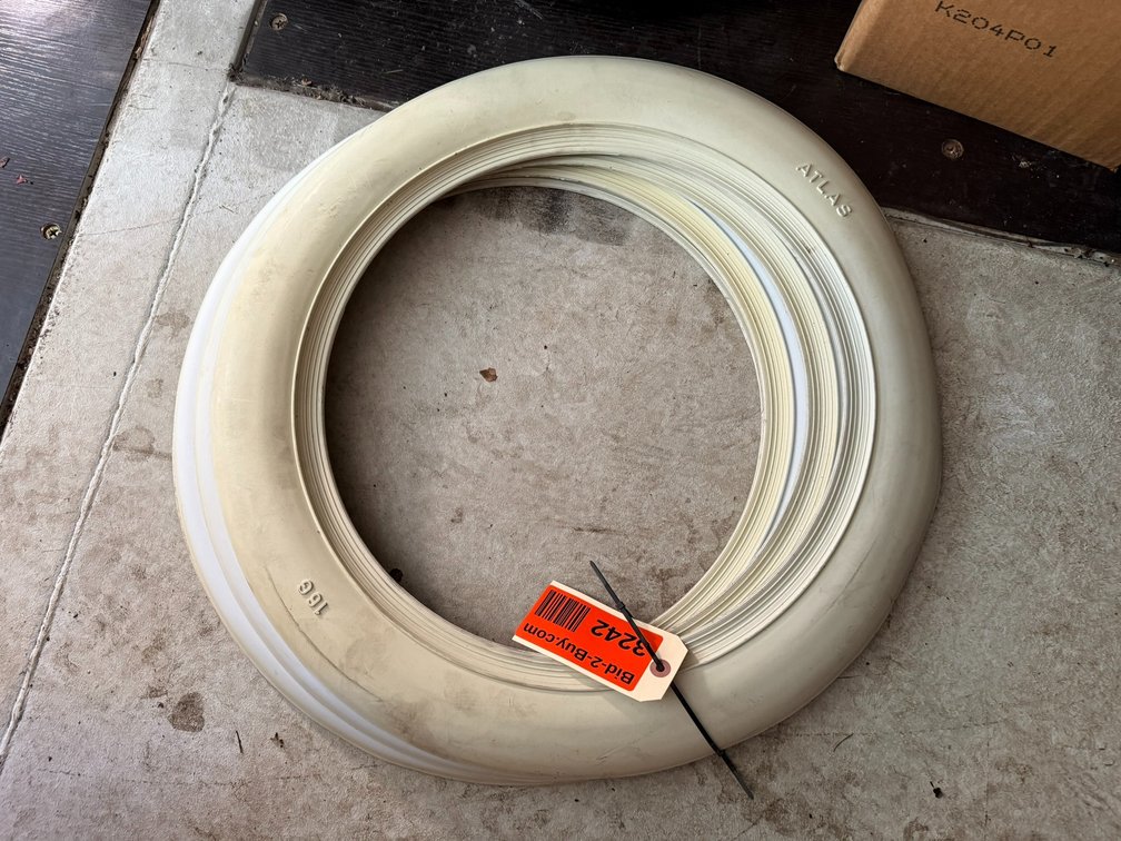 (4) White Wall Inserts