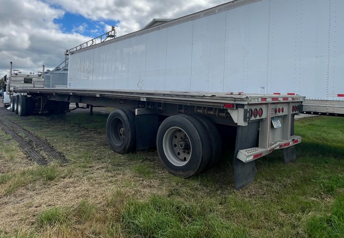 Image for 1997 East 48' Spread Axle Semi Flatbed