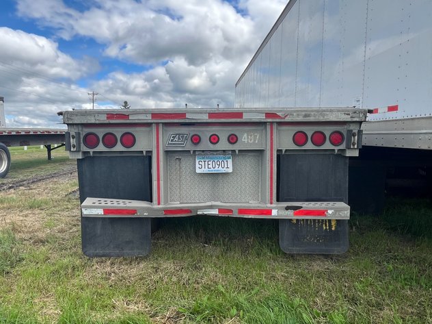 Image for 1997 East 48' Spread Axle Semi Flatbed