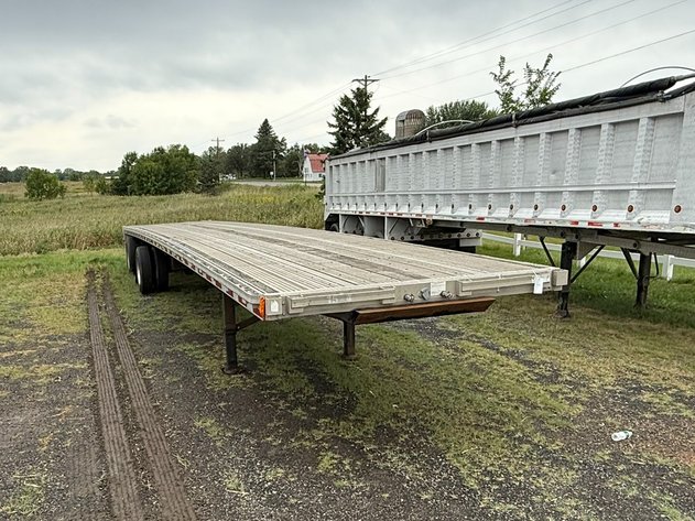 Image for 1995 Chaparral 48' Spread Axle Semi Flatbed