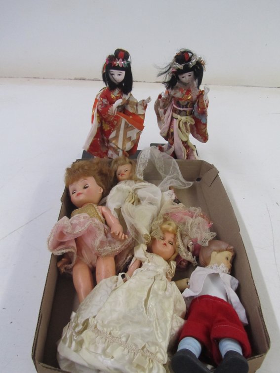(7) Assorted Vintage Dolls