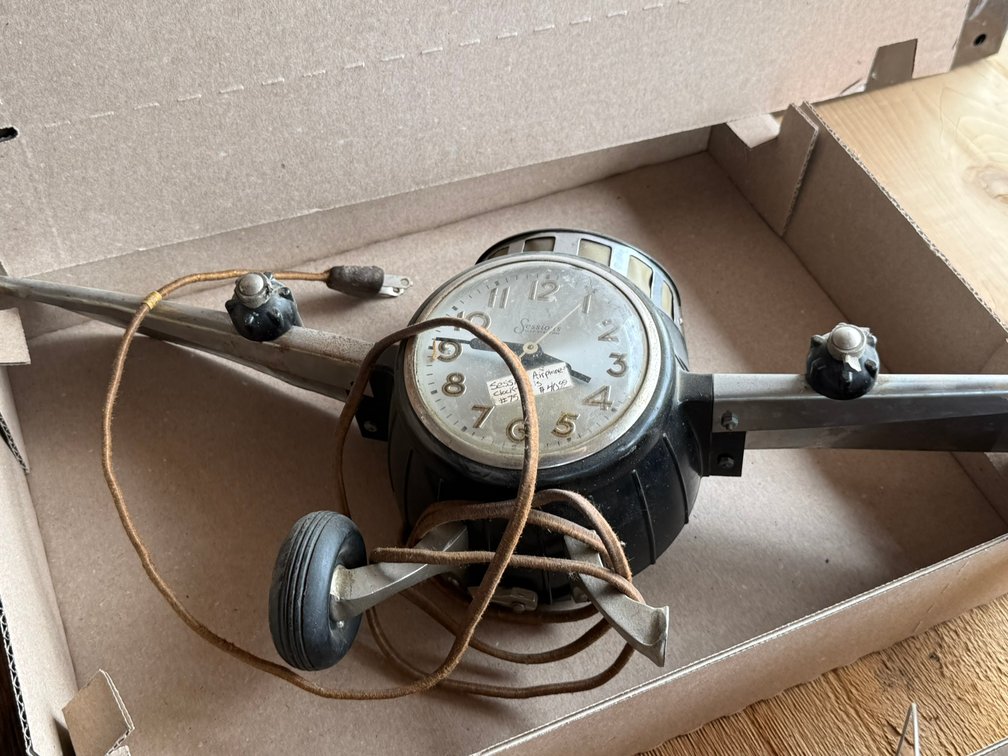 Quartz Airplane Propeller Clock