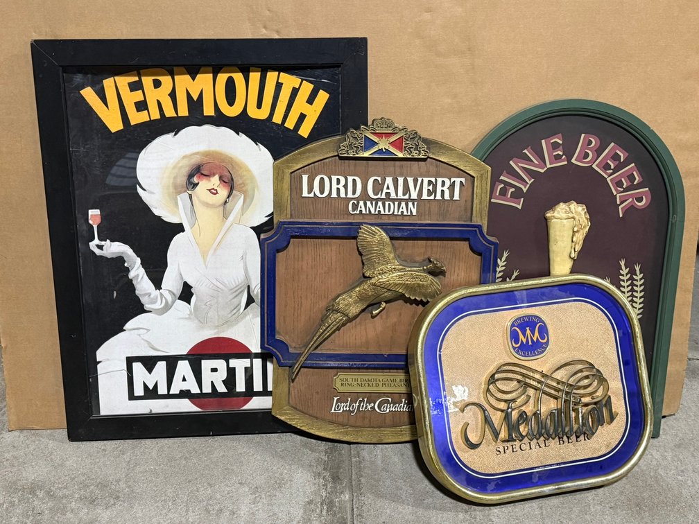 (4) Vintage Signs Vermouth, Medallion, Canadian