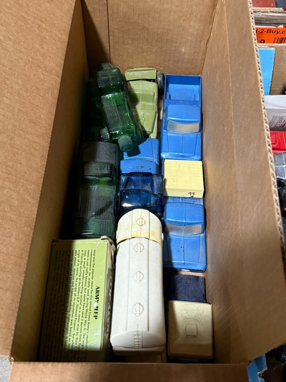 (13) Vintage Avon Vehicle Containers